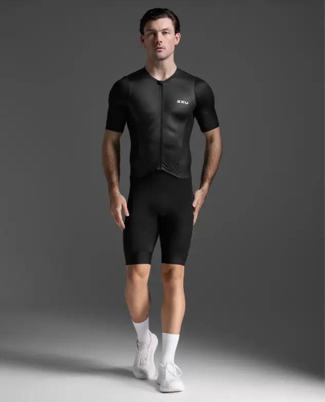 2Xu Men's Aero Hex Sleeved Trisuit 1