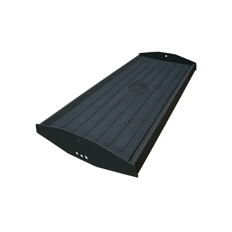 4 Ft (1.2 M) Accessory Tray 1