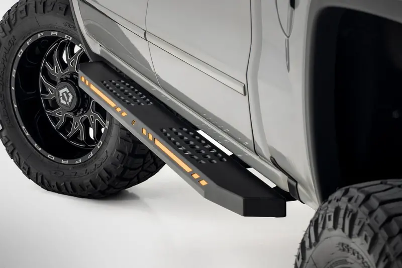 Ac2 Running Boards | Amber/White | Crew Cab | Chevy/Gmc 1500 (2007-2018) 1