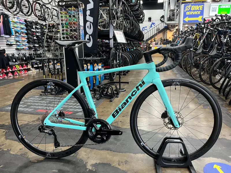 Bianchi Specialissima Comp Shimano 105 Di2 1