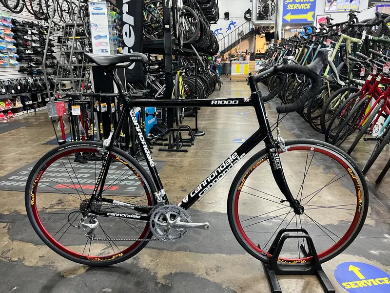 Cannondale R1000 Shimano Ultegra 9 Speed - Black 2004 Used 1