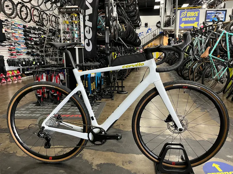 Cervelo Aspero-5 Limited Edition Campagnolo Ekar 1