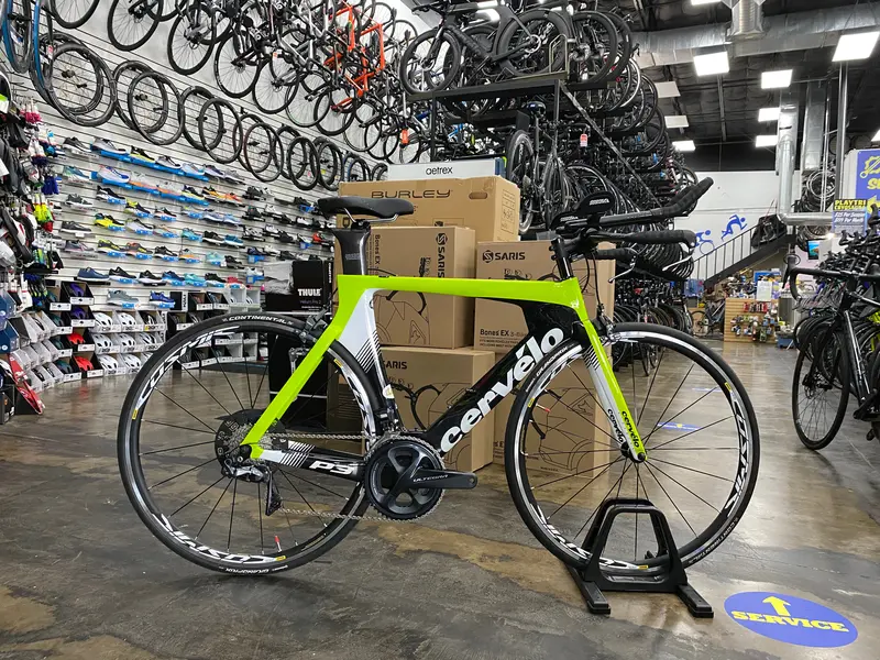Cervelo P3 Shimano Ultegra Di2 11 Spd - Mavic Cosmic Wheels - Fluor/Blk/Wht Demo 1