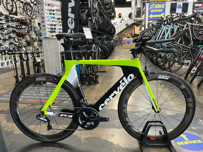 Cervelo P3 Shimano Ultegra Di2 W/ Zipp 404 Firecrest Wheels - Fluoro/Black/Black 2019 Demo 1