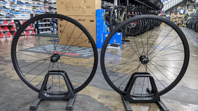 Felt Devox 2.1 Disc Wheelset Shimano Rs470 1