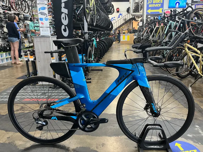 Felt Ia Advanced Ultegra - Aquafresh Geo 1