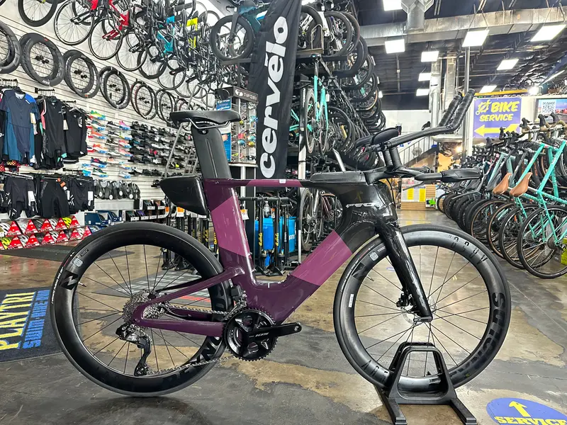Felt Iax Advanced Shimano 105 Di2 12-Speed Reynolds Ar 58/62 - Astral 1