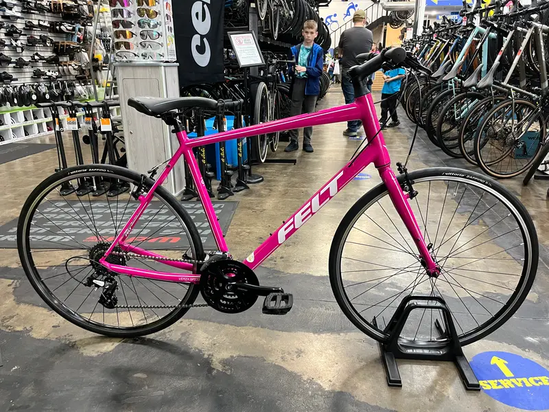 Felt Verza Speed 50 Shimano Altus 8 Speed - Magenta Demo 1