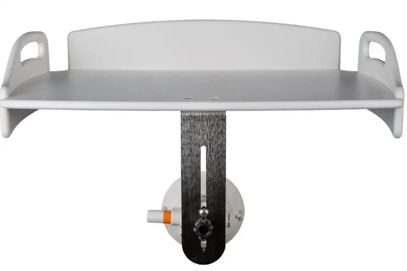 Large Cutting Table - "L" Bracket 1