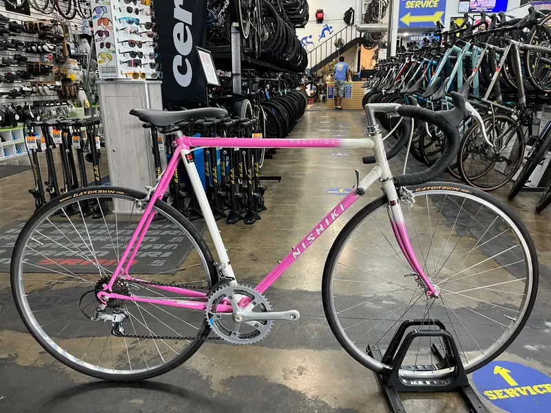 Nishiki Prestige Vintage Road Bike - Pink/White Used 1