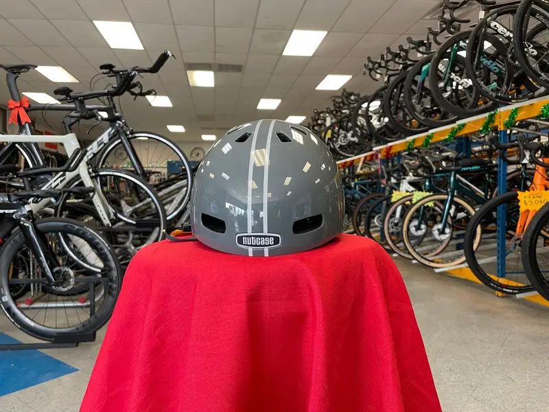 Nutcase Street Helmet - Suit & Tie 1