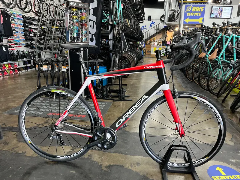 Orbea Avant M20d Shimano Ultegra Di2 11 Speed - Red/White/Black 2015 Demo 1