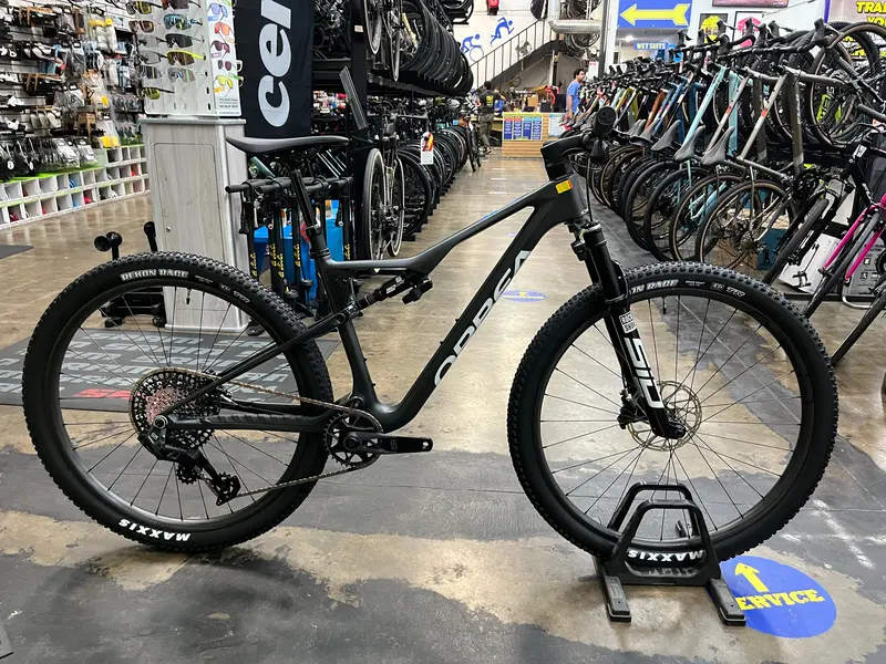 Orbea Oiz M10 Axs Sram Flight Attendant Sid Ultimate 1