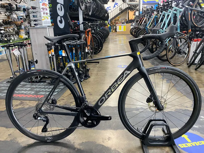 Orbea Orca M35i Shimano 105 Di2 12 Speed 1