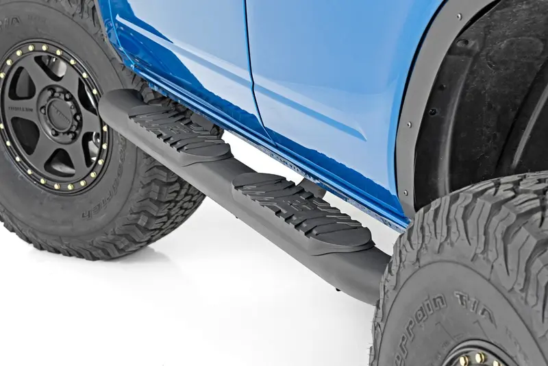 Oval Nerf Step | 4-Door | Black | Ford Bronco 4Wd (2021-2025) 1