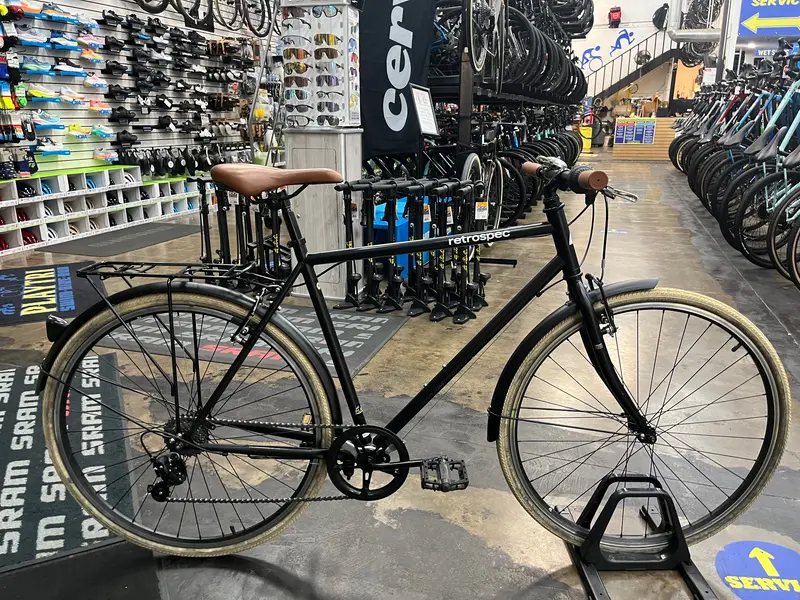 Retrospec Beaumont 7-Speed City Bike Shimano Tourney - Matte Black Demo 1