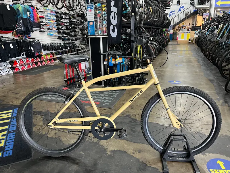 Retrospec Sully Klunker-Style Single-Speed Bike - Desert Sand Demo 1