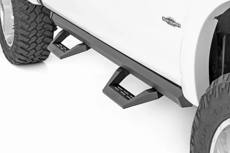 Srx2 Adj Aluminum Step | Crew Cab | Ford F-150/Lightning/F-250/F-350/Raptor (15-25) 1