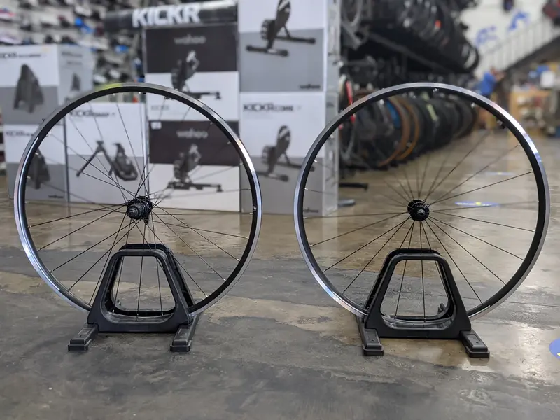 Syncros Race 24 700C Wheelset 1