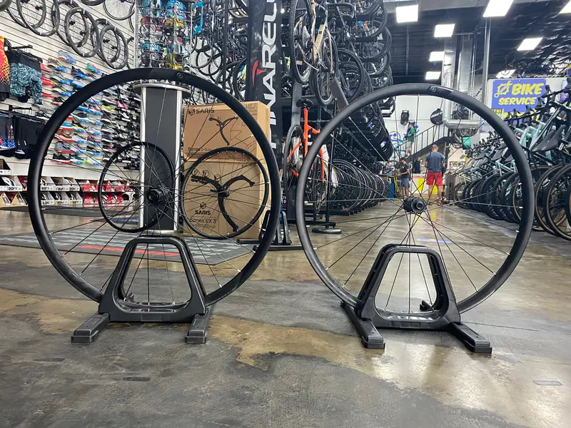 Syncros Rp2.0 Disc Tubeless Wheelset 1