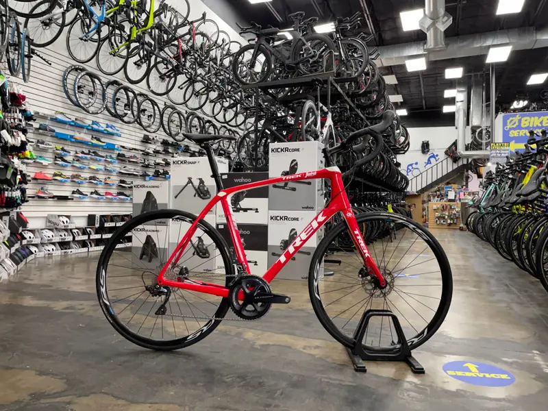 Trek Domane Slr8 Segafredo Team Issue Shimano Ultegra 11 Speed - Red 2018 Used 1