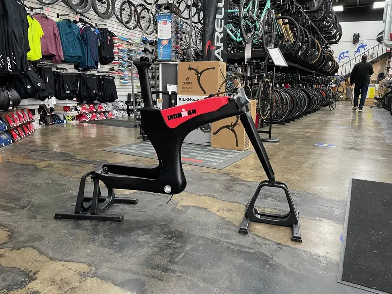 Ventum Z Frameset - Black/Red 1