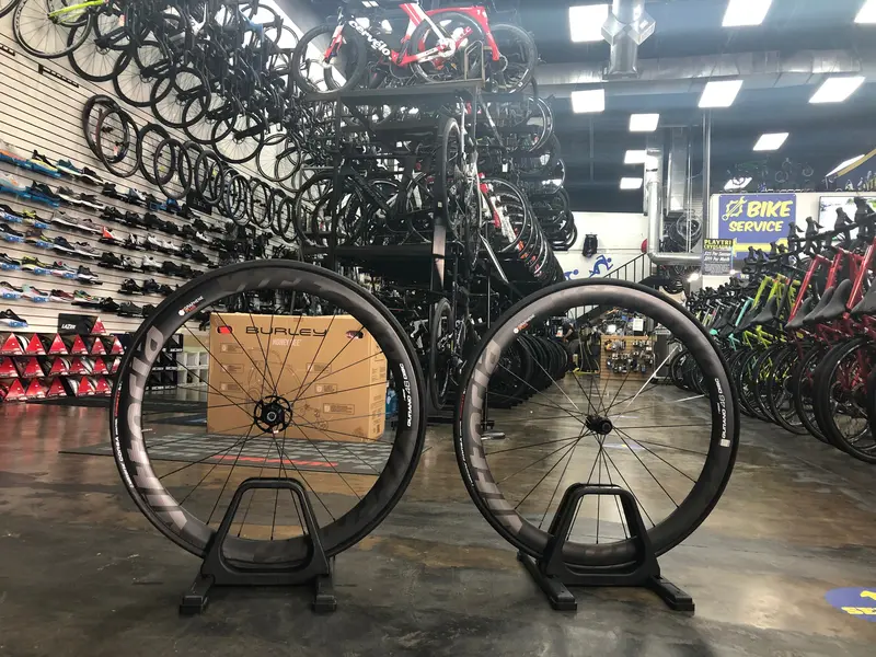 Vittoria Qurano 46 Disc Carbon Clincher Wheelset 1