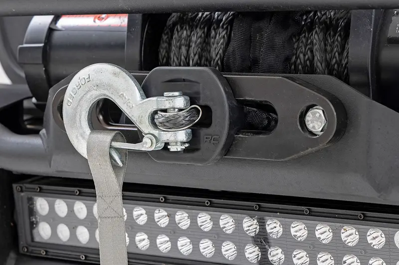 Winch Hook Isolator | Synthetic Ropes 1