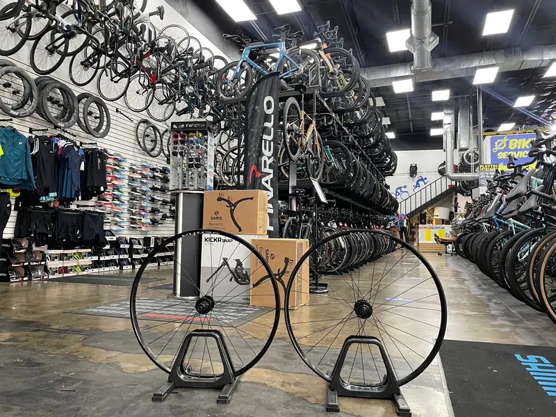 Wtb Serra I23 Wheelset 700C Tubeless Ready 12X100mm/12X142mm Thru Axle 6-Bolt Disc 1