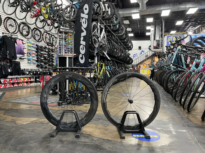Zipp 454/858 Nsw Rim Brake Carbon Wheelset 1